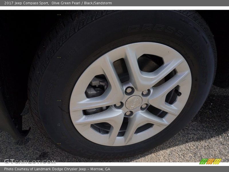 Olive Green Pearl / Black/Sandstorm 2017 Jeep Compass Sport