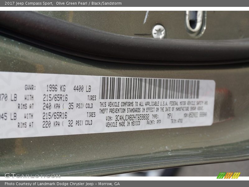 Olive Green Pearl / Black/Sandstorm 2017 Jeep Compass Sport