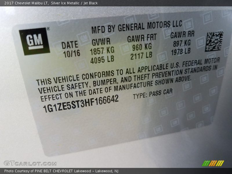 Silver Ice Metallic / Jet Black 2017 Chevrolet Malibu LT