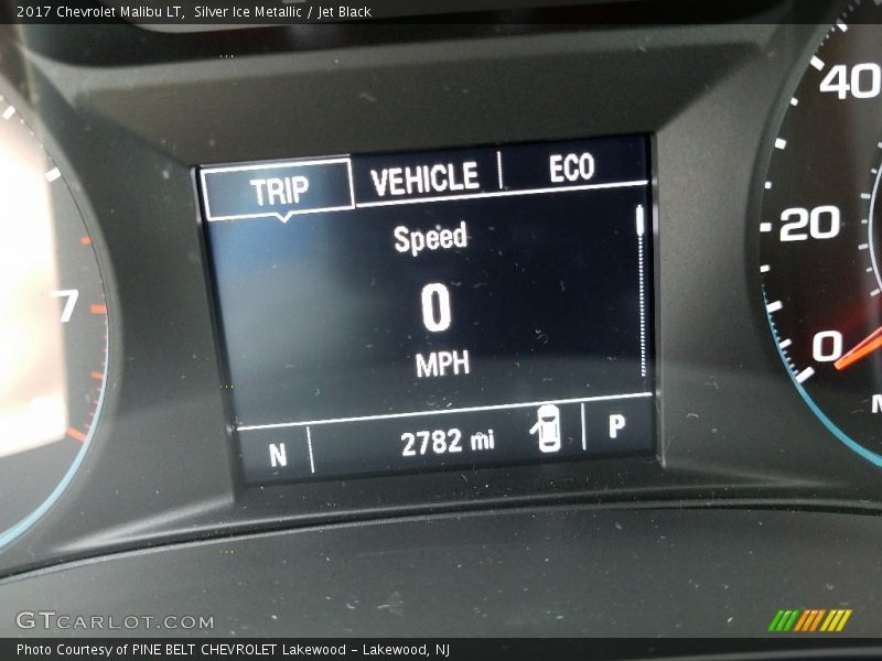 Silver Ice Metallic / Jet Black 2017 Chevrolet Malibu LT