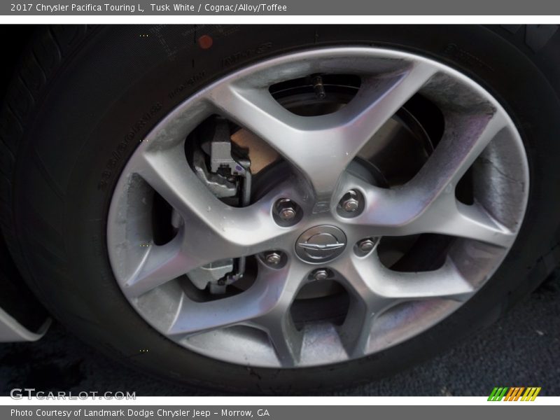 Tusk White / Cognac/Alloy/Toffee 2017 Chrysler Pacifica Touring L