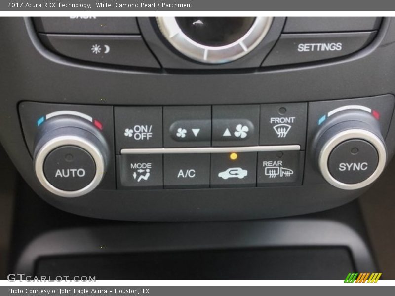 White Diamond Pearl / Parchment 2017 Acura RDX Technology