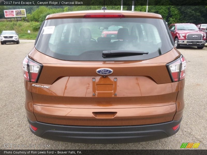 Canyon Ridge / Charcoal Black 2017 Ford Escape S