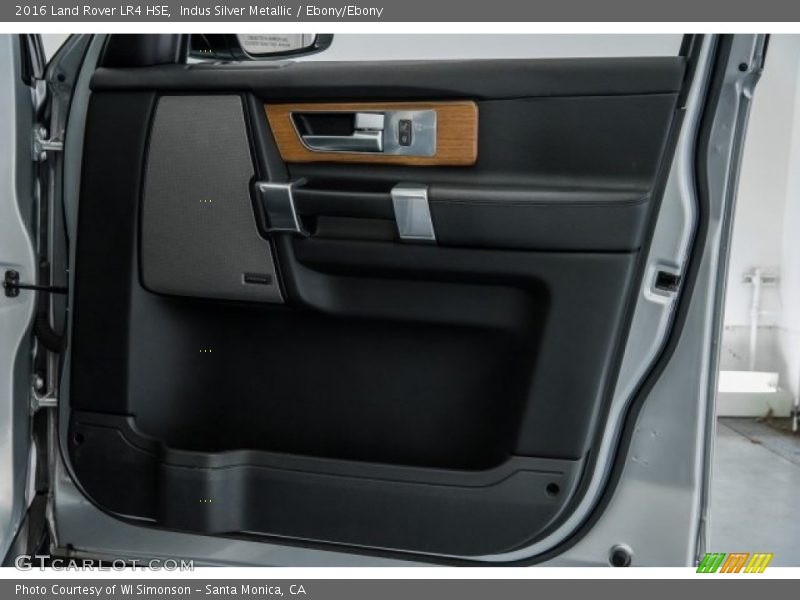 Indus Silver Metallic / Ebony/Ebony 2016 Land Rover LR4 HSE