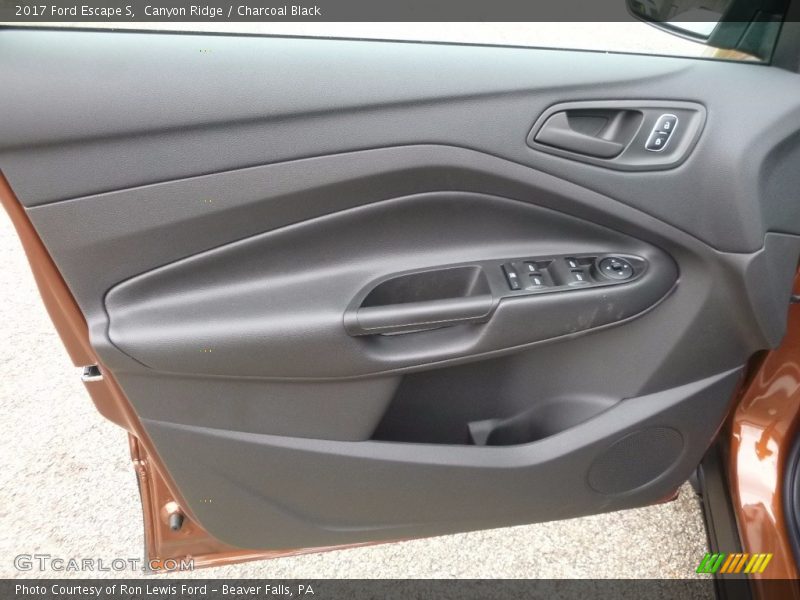 Canyon Ridge / Charcoal Black 2017 Ford Escape S