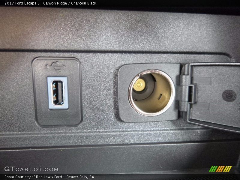 Canyon Ridge / Charcoal Black 2017 Ford Escape S