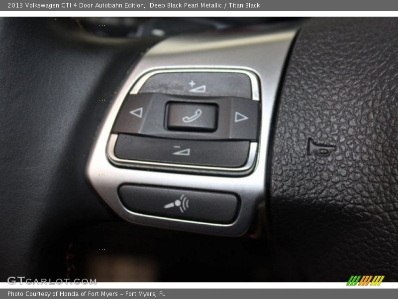 Deep Black Pearl Metallic / Titan Black 2013 Volkswagen GTI 4 Door Autobahn Edition