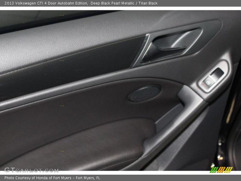 Deep Black Pearl Metallic / Titan Black 2013 Volkswagen GTI 4 Door Autobahn Edition