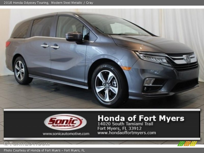 Modern Steel Metallic / Gray 2018 Honda Odyssey Touring