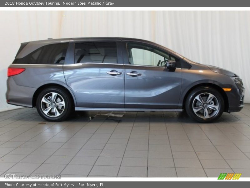 Modern Steel Metallic / Gray 2018 Honda Odyssey Touring