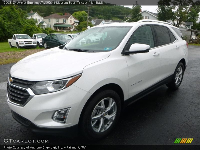 Front 3/4 View of 2018 Equinox LT AWD