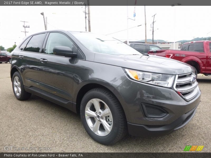 Magnetic Metallic / Ebony 2017 Ford Edge SE AWD