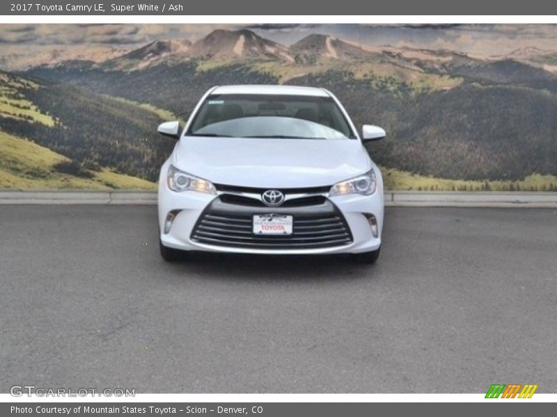 Super White / Ash 2017 Toyota Camry LE