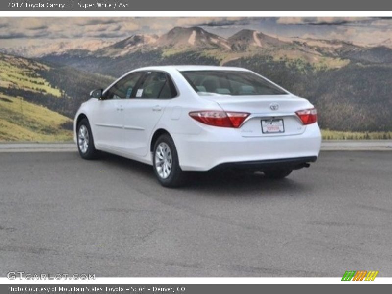 Super White / Ash 2017 Toyota Camry LE