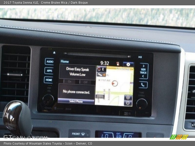 Creme Brulee Mica / Dark Bisque 2017 Toyota Sienna XLE