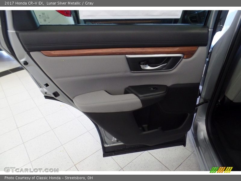 Lunar Silver Metallic / Gray 2017 Honda CR-V EX
