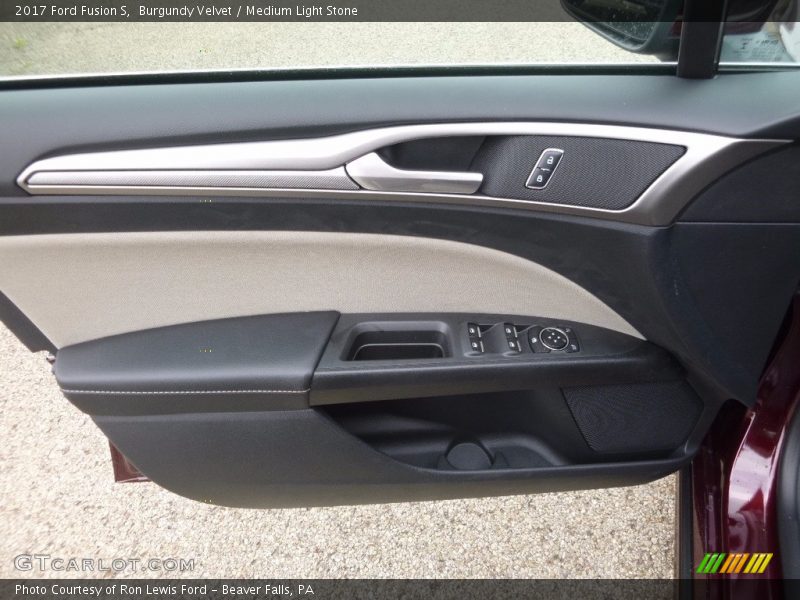 Burgundy Velvet / Medium Light Stone 2017 Ford Fusion S