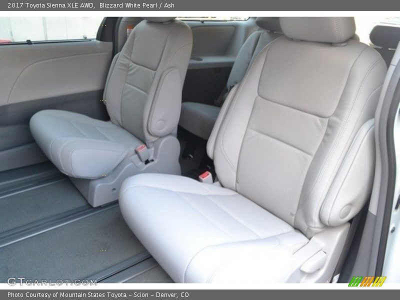 Blizzard White Pearl / Ash 2017 Toyota Sienna XLE AWD