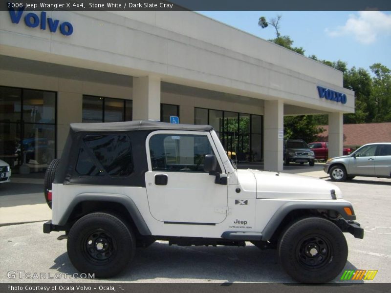 Stone White / Dark Slate Gray 2006 Jeep Wrangler X 4x4