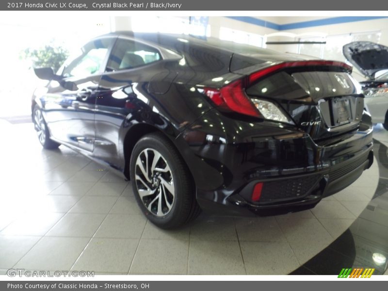 Crystal Black Pearl / Black/Ivory 2017 Honda Civic LX Coupe