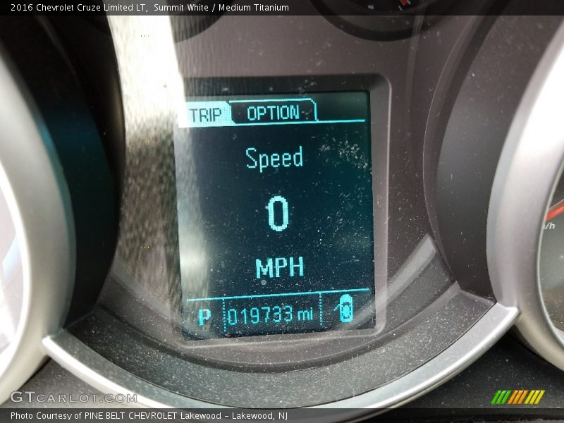 Summit White / Medium Titanium 2016 Chevrolet Cruze Limited LT