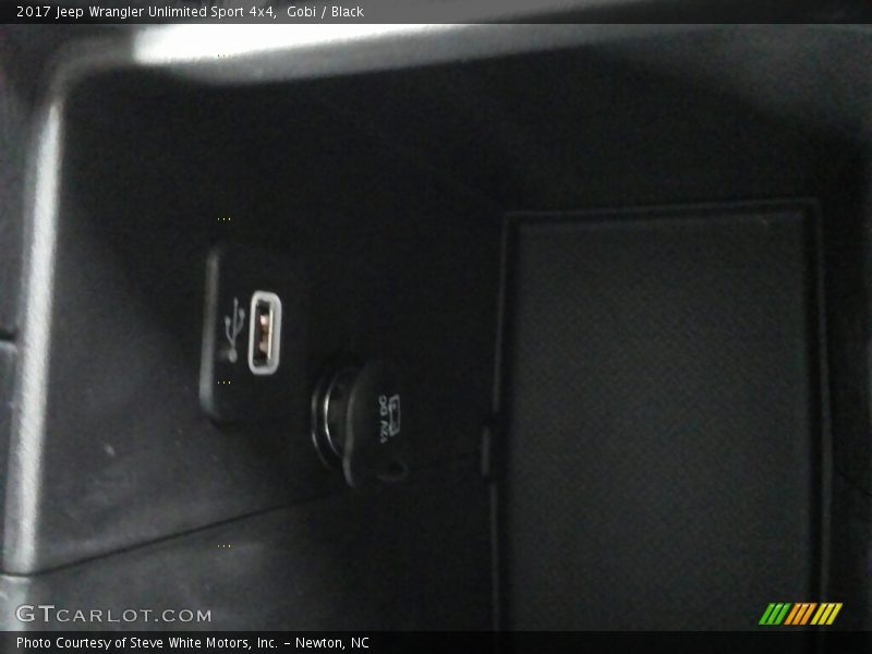 Gobi / Black 2017 Jeep Wrangler Unlimited Sport 4x4