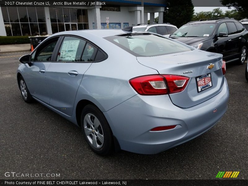 Arctic Blue Metallic / Jet Black 2017 Chevrolet Cruze LS