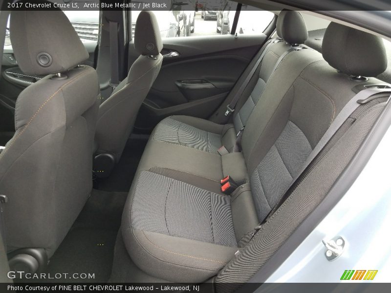 Arctic Blue Metallic / Jet Black 2017 Chevrolet Cruze LS