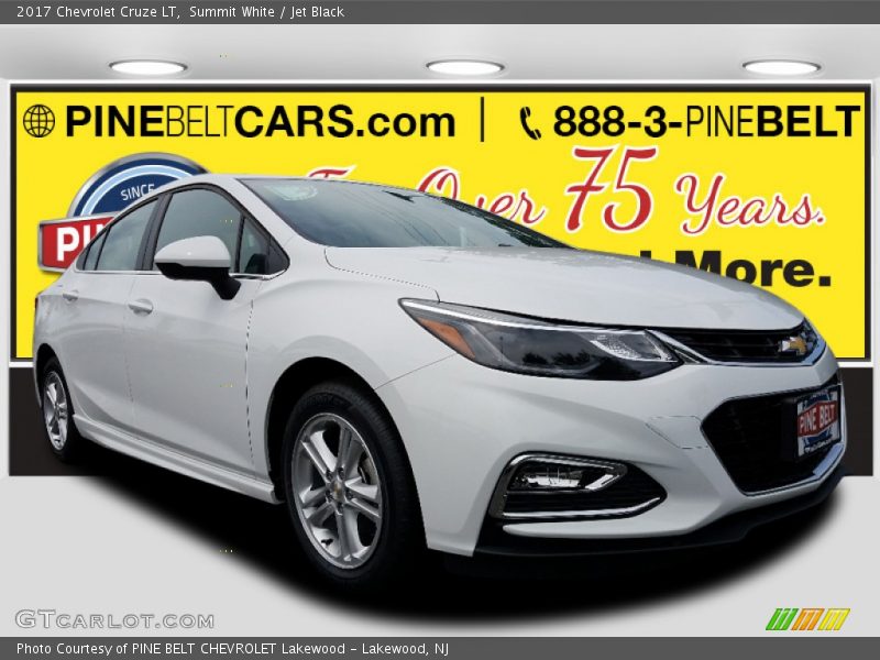 Summit White / Jet Black 2017 Chevrolet Cruze LT