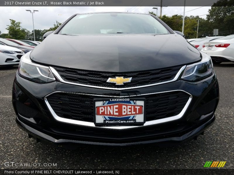 Mosaic Black Metallic / Jet Black 2017 Chevrolet Cruze LT