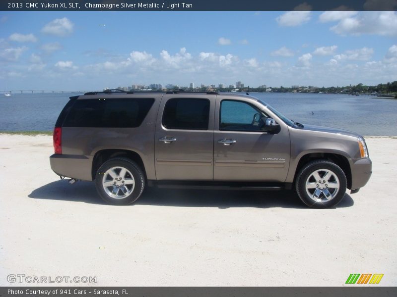 Champagne Silver Metallic / Light Tan 2013 GMC Yukon XL SLT