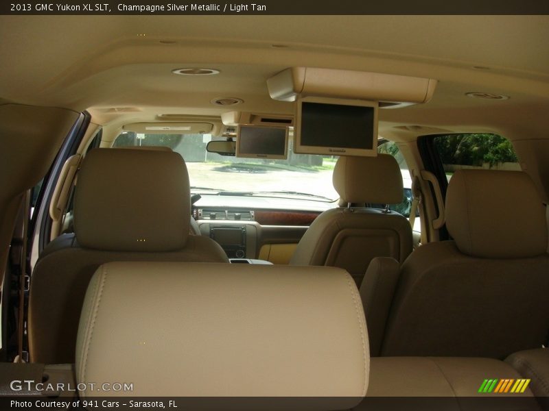 Champagne Silver Metallic / Light Tan 2013 GMC Yukon XL SLT
