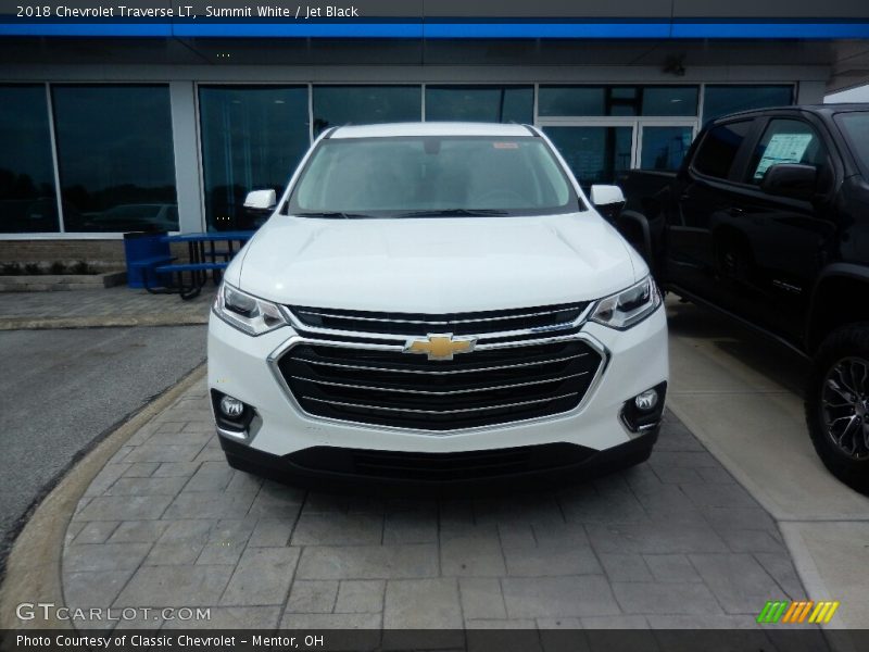 Summit White / Jet Black 2018 Chevrolet Traverse LT