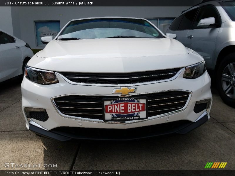 Summit White / Jet Black 2017 Chevrolet Malibu LT