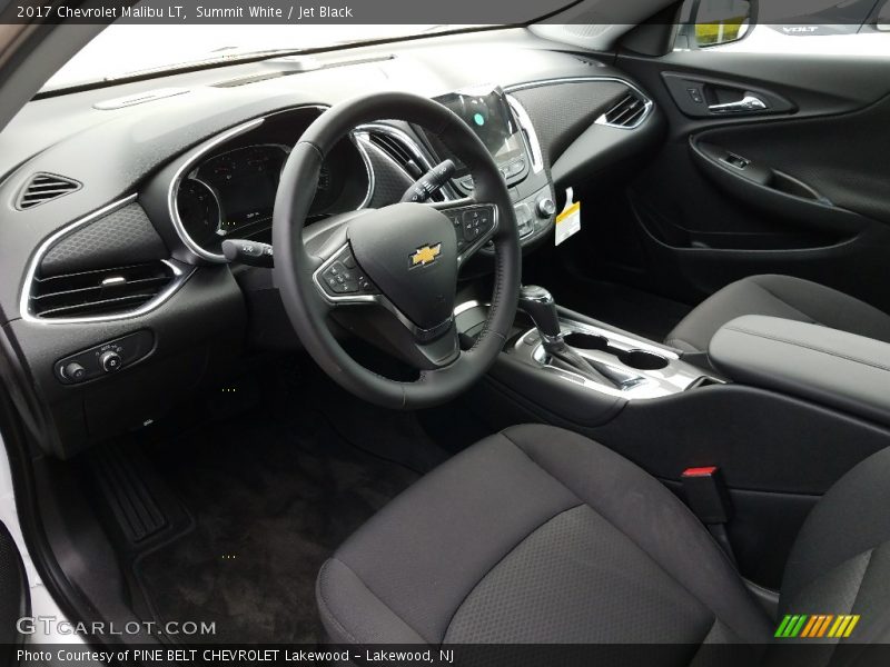 Summit White / Jet Black 2017 Chevrolet Malibu LT