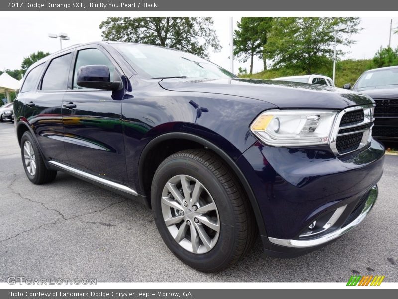 Blu By You Pearl / Black 2017 Dodge Durango SXT
