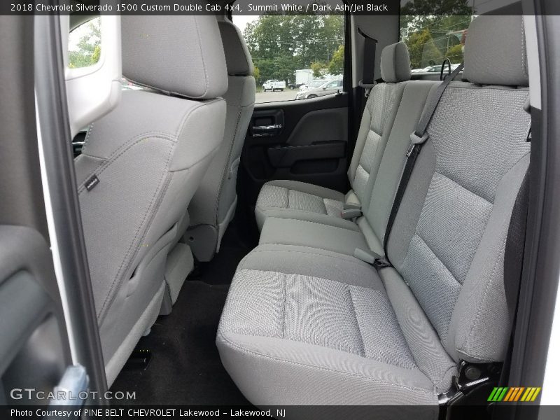 Summit White / Dark Ash/Jet Black 2018 Chevrolet Silverado 1500 Custom Double Cab 4x4