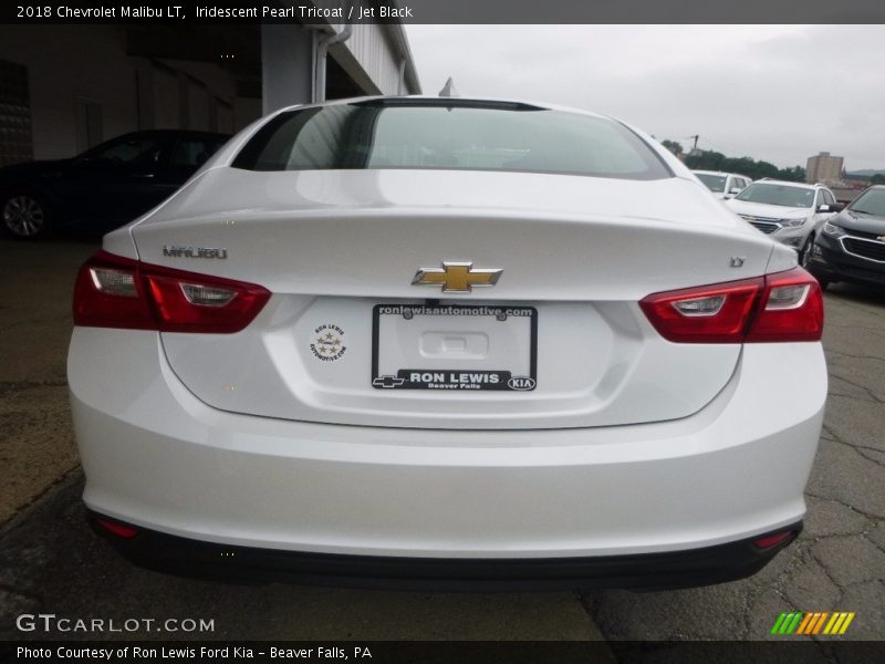 Iridescent Pearl Tricoat / Jet Black 2018 Chevrolet Malibu LT