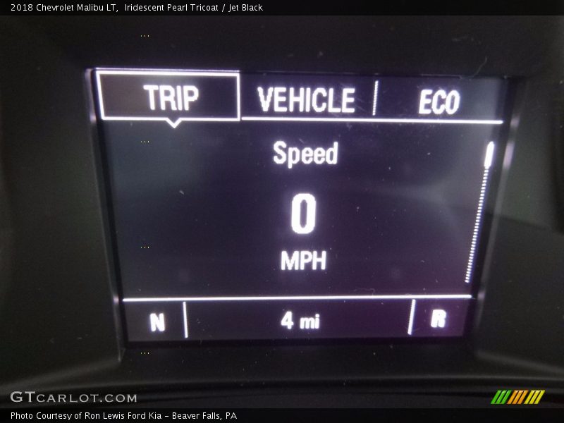 Iridescent Pearl Tricoat / Jet Black 2018 Chevrolet Malibu LT