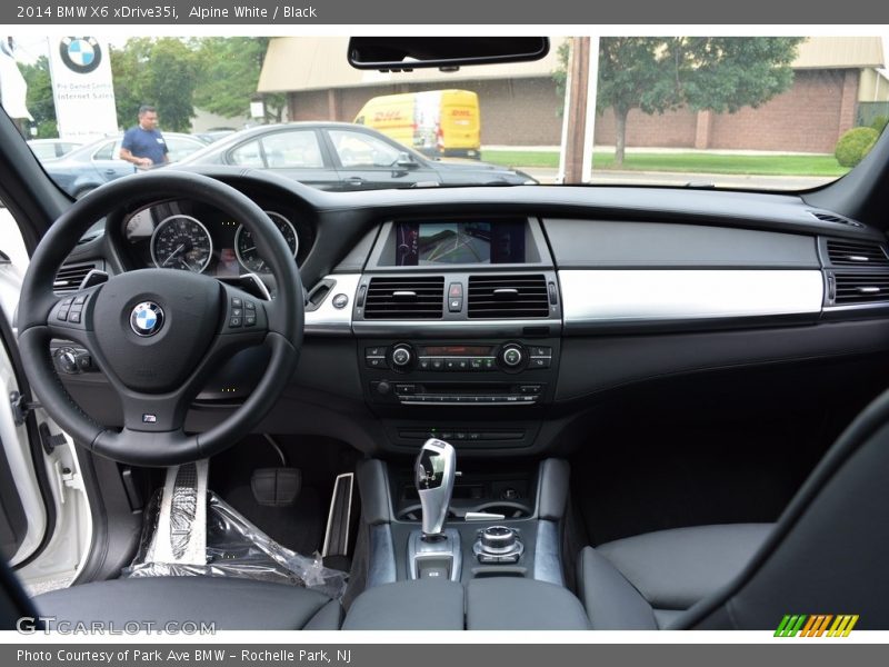 Alpine White / Black 2014 BMW X6 xDrive35i