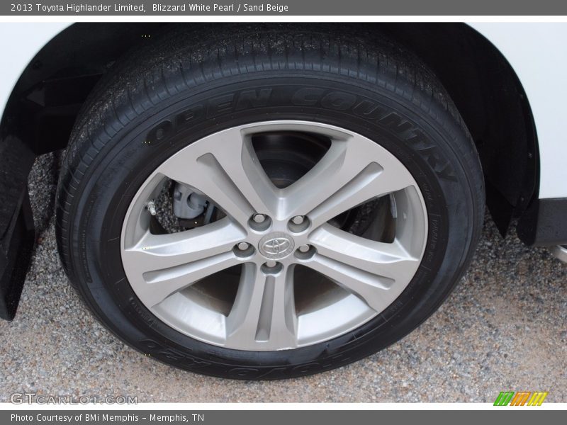 Blizzard White Pearl / Sand Beige 2013 Toyota Highlander Limited