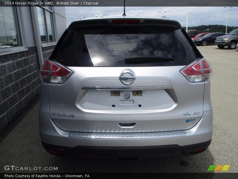 Brilliant Silver / Charcoal 2014 Nissan Rogue SV AWD