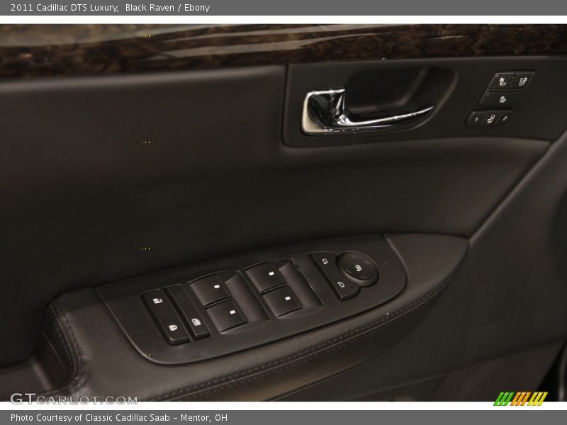 Black Raven / Ebony 2011 Cadillac DTS Luxury