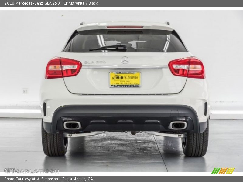 Cirrus White / Black 2018 Mercedes-Benz GLA 250