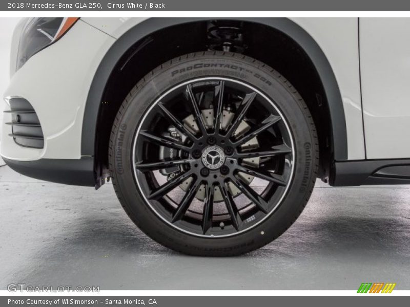 Cirrus White / Black 2018 Mercedes-Benz GLA 250