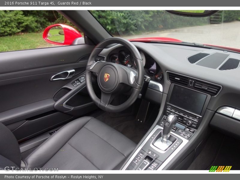 Guards Red / Black 2016 Porsche 911 Targa 4S