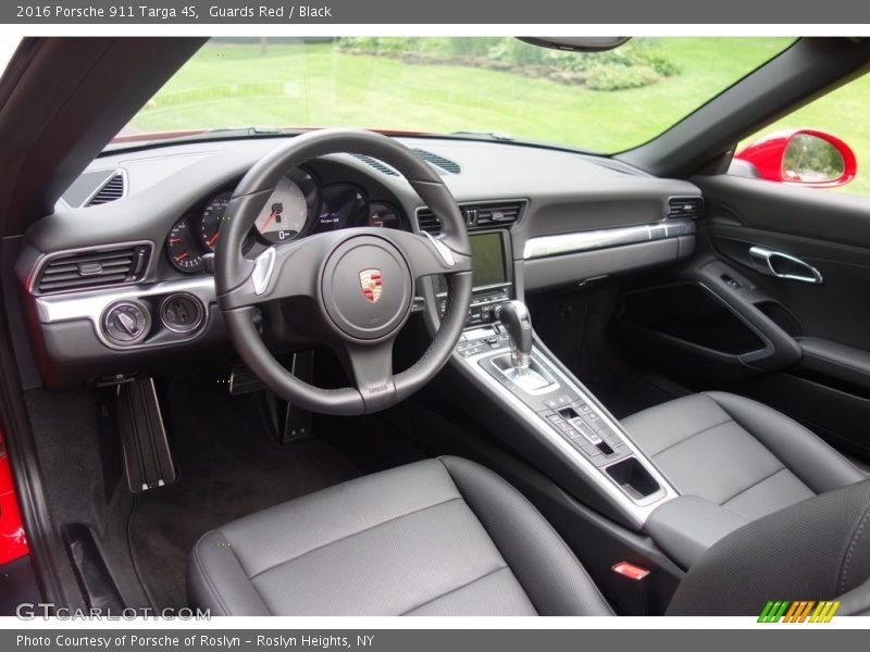 Dashboard of 2016 911 Targa 4S