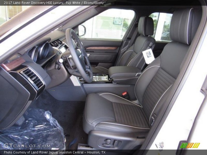 Fuji White / Ebony/Ebony 2017 Land Rover Discovery HSE Luxury