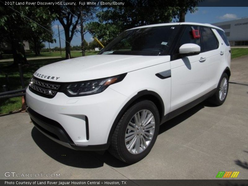 Fuji White / Ebony/Ebony 2017 Land Rover Discovery HSE Luxury