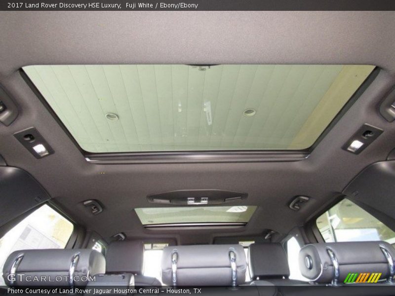 Fuji White / Ebony/Ebony 2017 Land Rover Discovery HSE Luxury